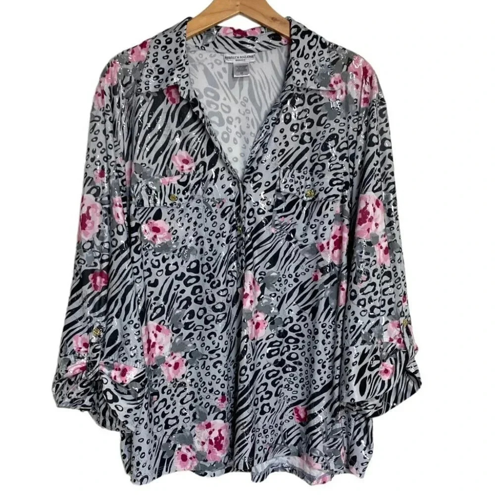 Rafaella XXL gray + black metallic animal print with pink flower top